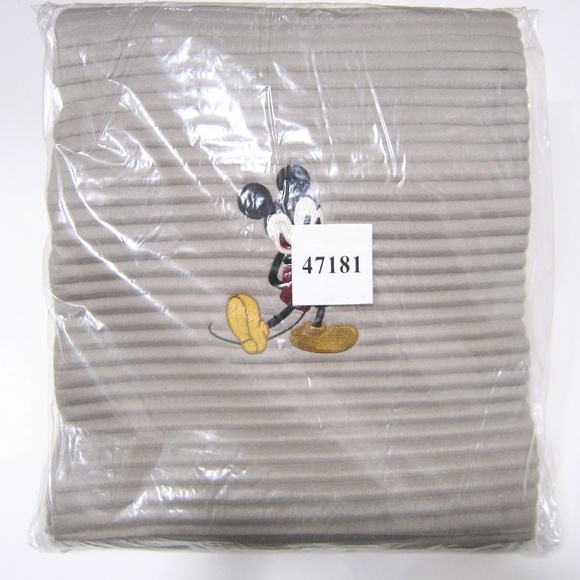 NEW Disney Mickey Mouse ribbed fleece throw